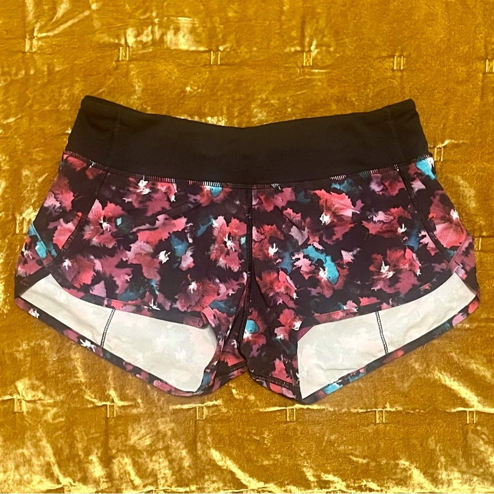 lululemon athletica Speed Shorts in Mini Midnight Bloom Black Deep Fuchsia